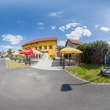 Apartmany-zamecka Restaurace