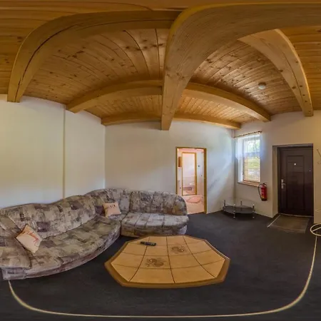 Apartmany-zamecka Restaurace *