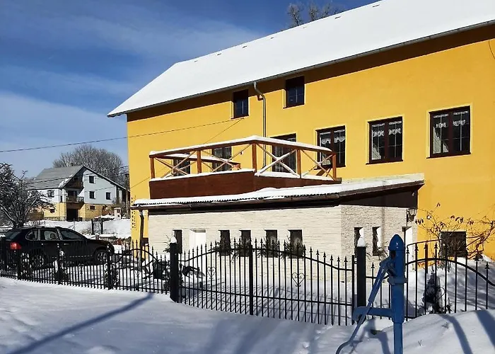 Apartmány-zámecká Restaurace Apartman