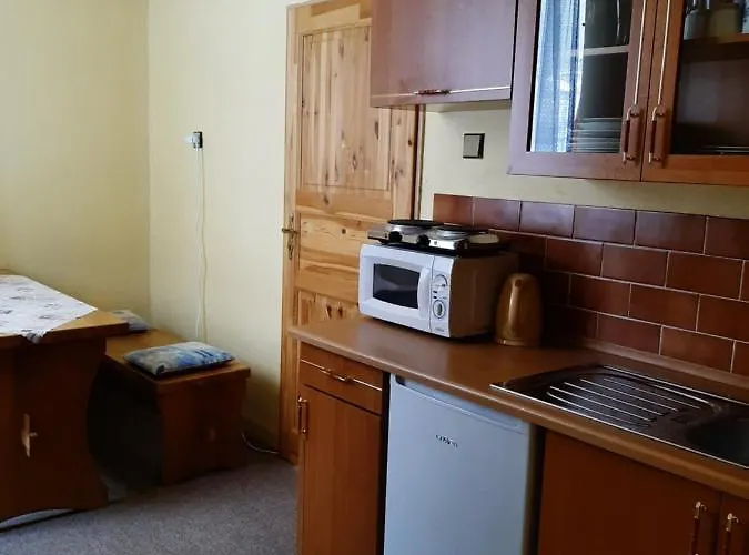 Apartmany-zamecka Restaurace Jindrichovice