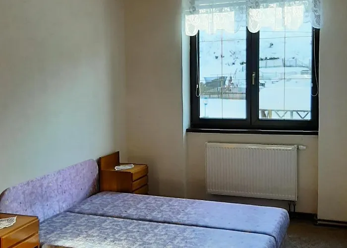 Apartmany-zamecka Restaurace Lägenhet Jindrichovice